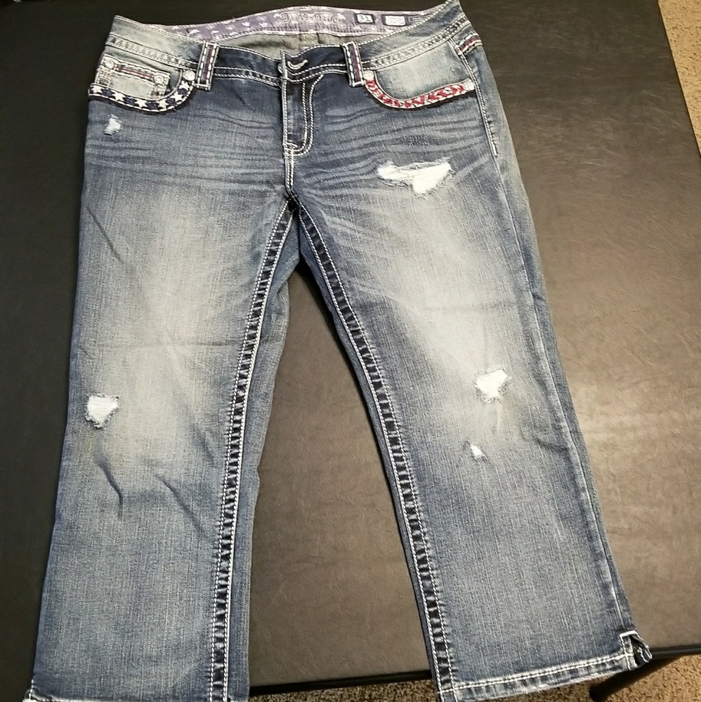 Like New Miss Me Capri